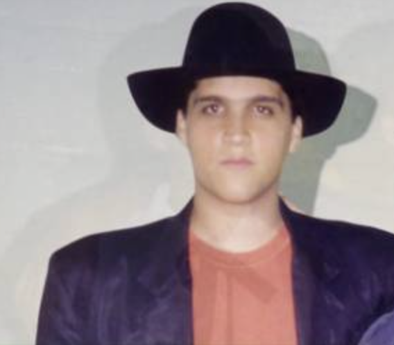 Leo Chaves jovem